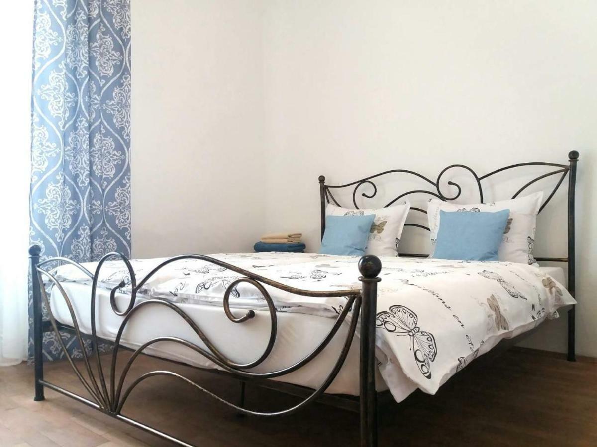 Guest House Ізола Екстер'єр фото